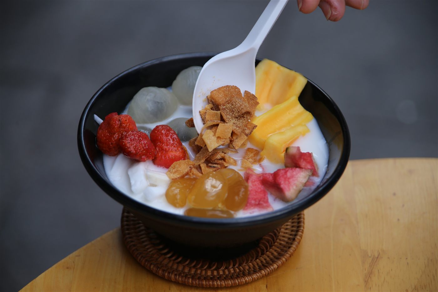 Sữa chua hạt đác trái cây