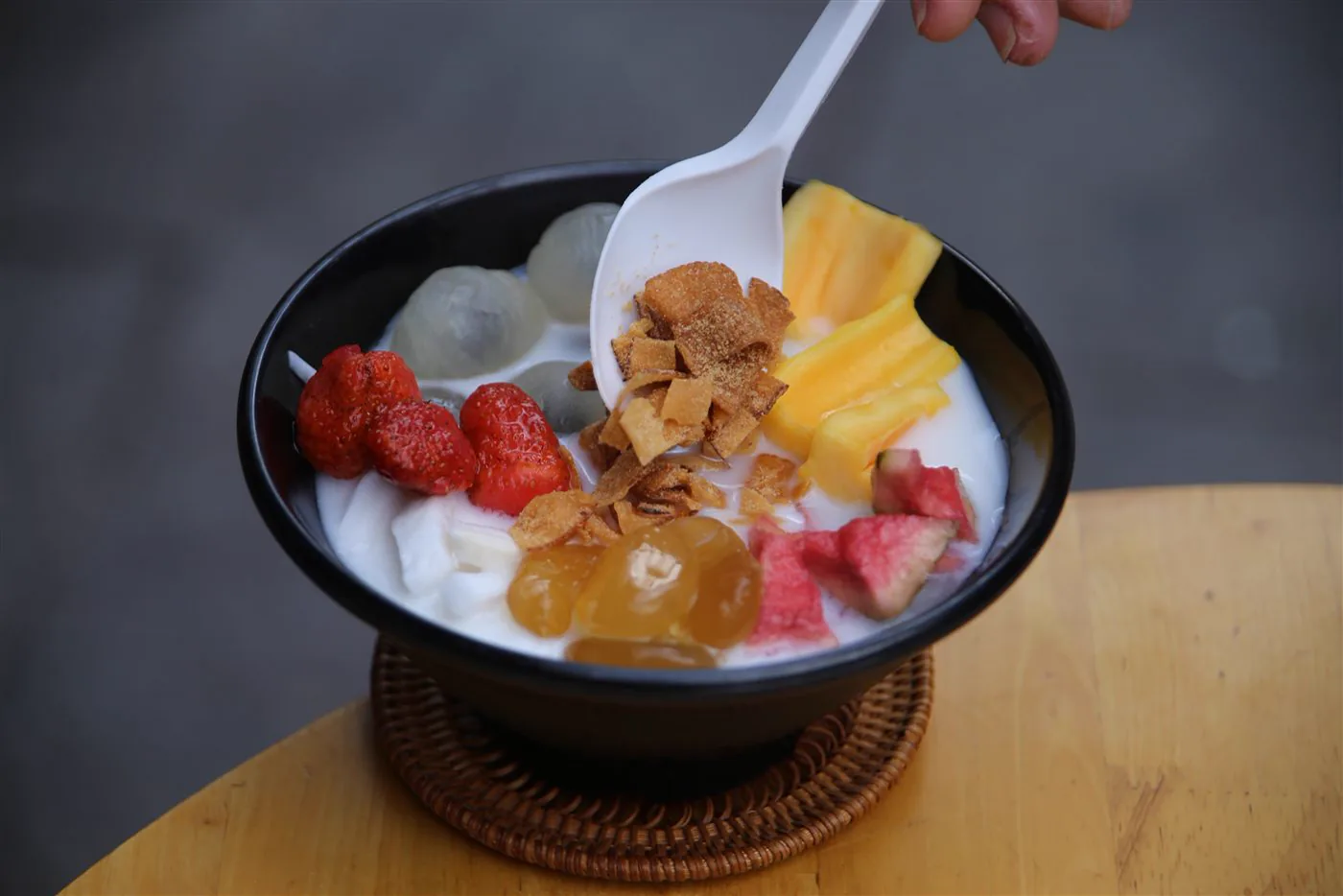 Sữa chua hạt đác trái cây